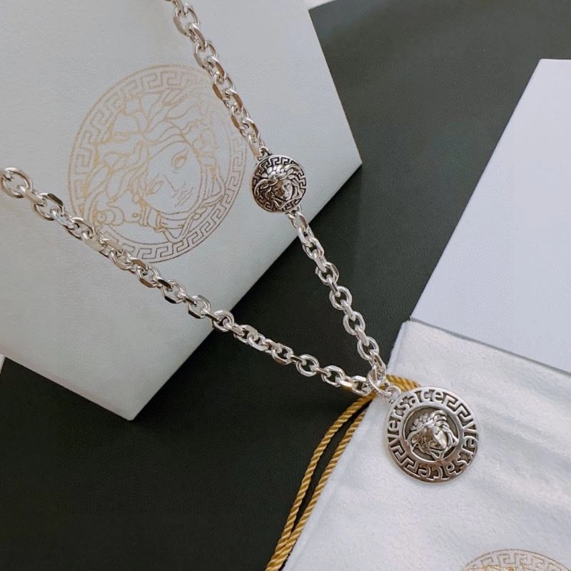 Versace Necklaces Chic 212490