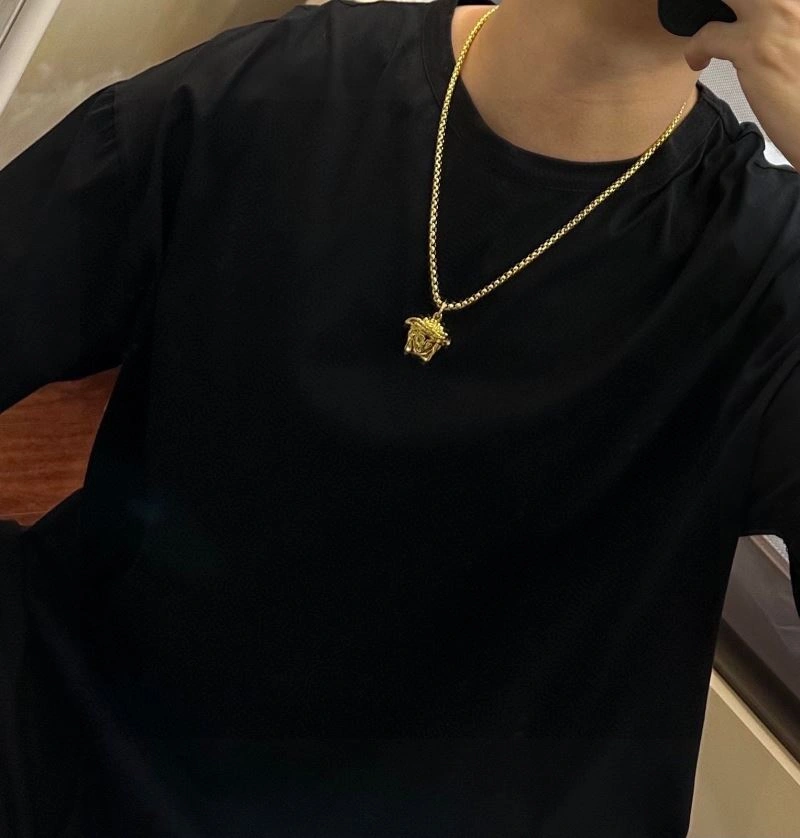 Versace Necklaces TechFriendly 211611