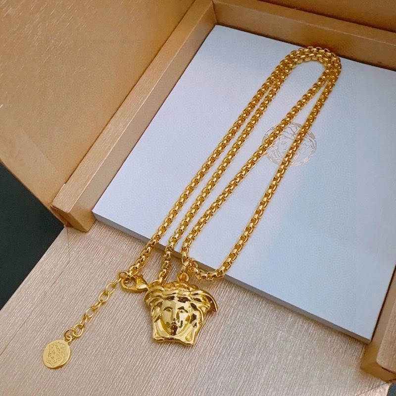 Versace Necklaces TechFriendly 211611