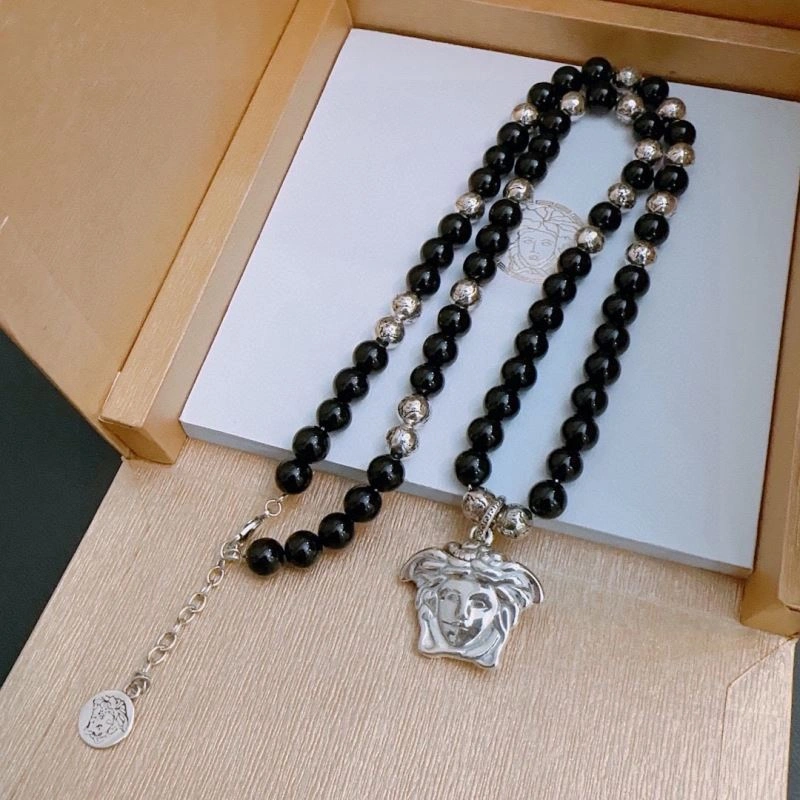Sophisticated Versace Necklaces 211608