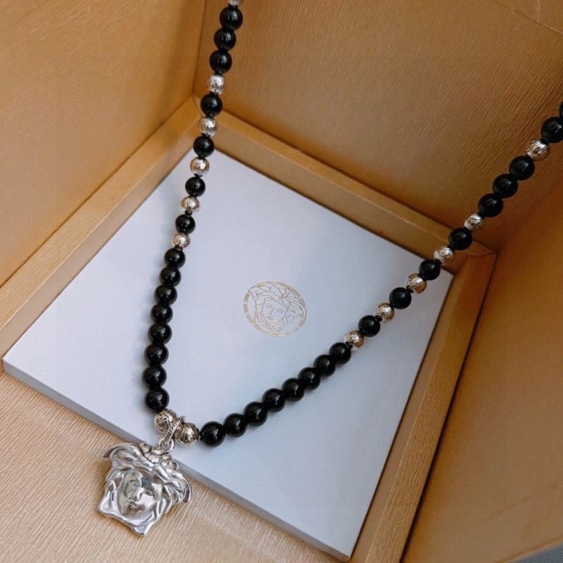 Sophisticated Versace Necklaces 211608