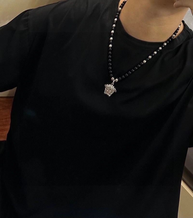 Sophisticated Versace Necklaces 211608