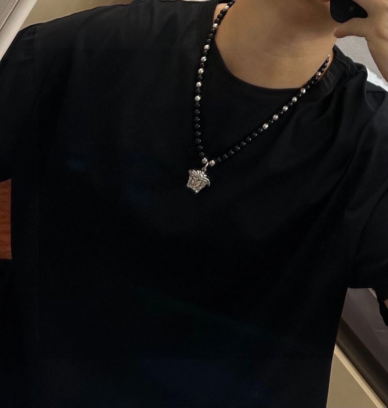 Sophisticated Versace Necklaces 211608