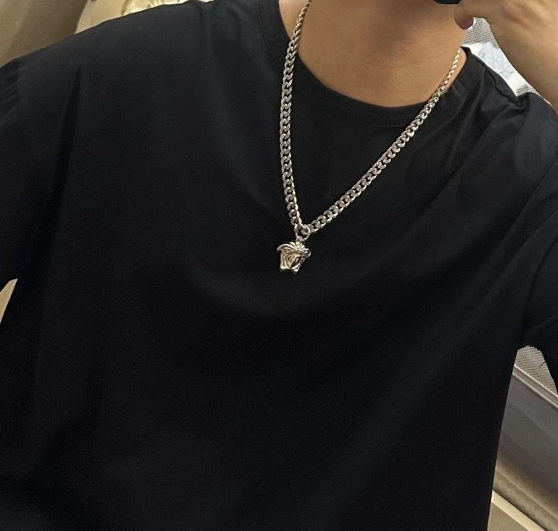 Comfortable Versace Necklaces 211607
