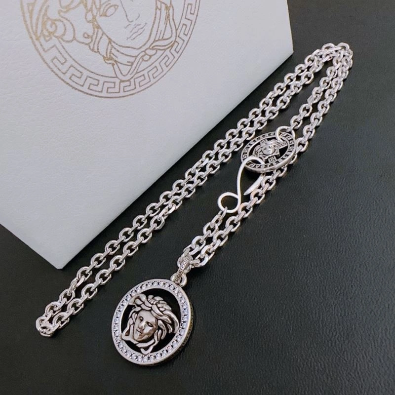 Tailored Versace Necklaces 211604