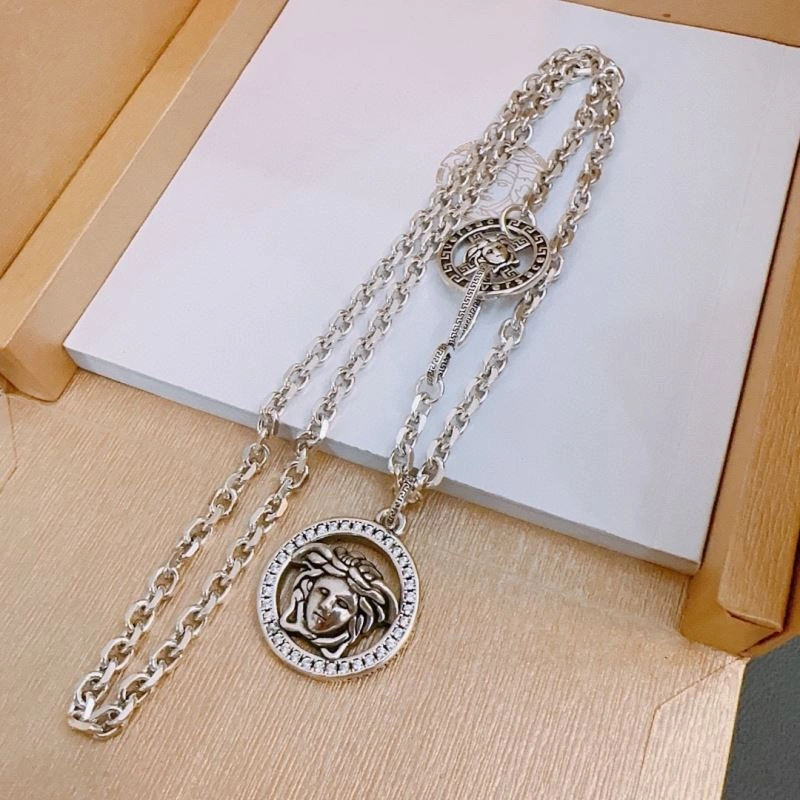 Tailored Versace Necklaces 211604