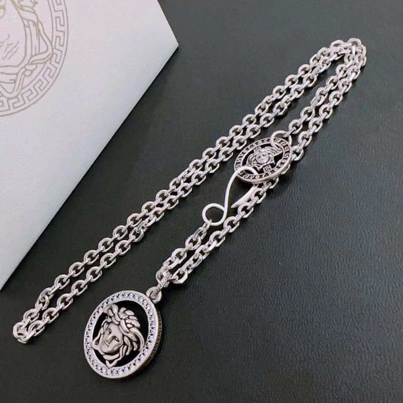 Tailored Versace Necklaces 211604