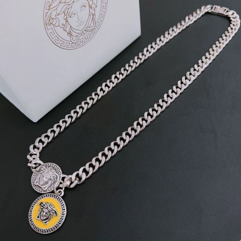 Packable Versace Necklaces 211601