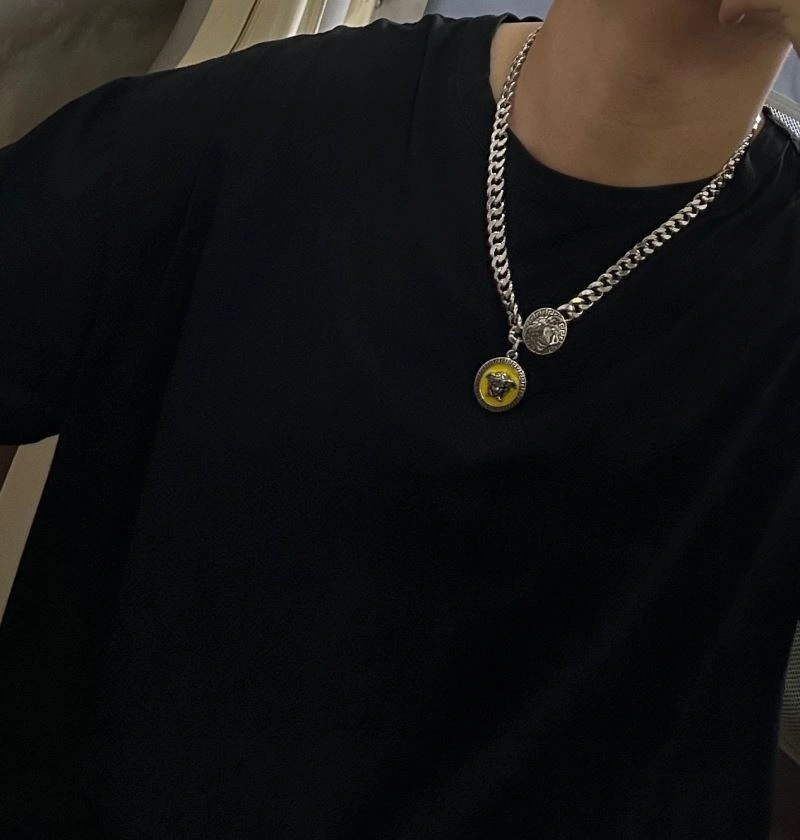 Packable Versace Necklaces 211601