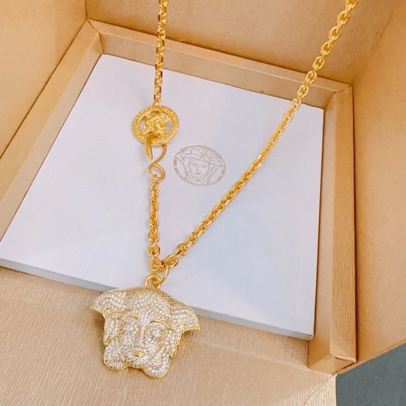 Compact Versace Necklaces 211599