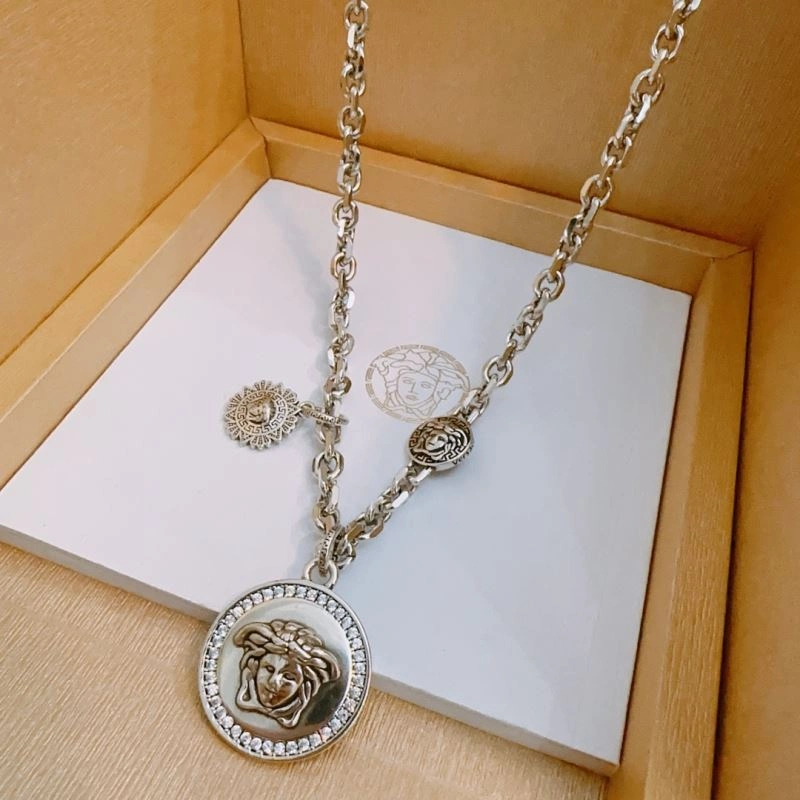 Versace Necklaces Versatile 211605