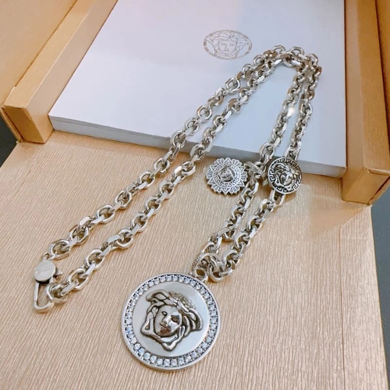 Versace Necklaces Versatile 211605