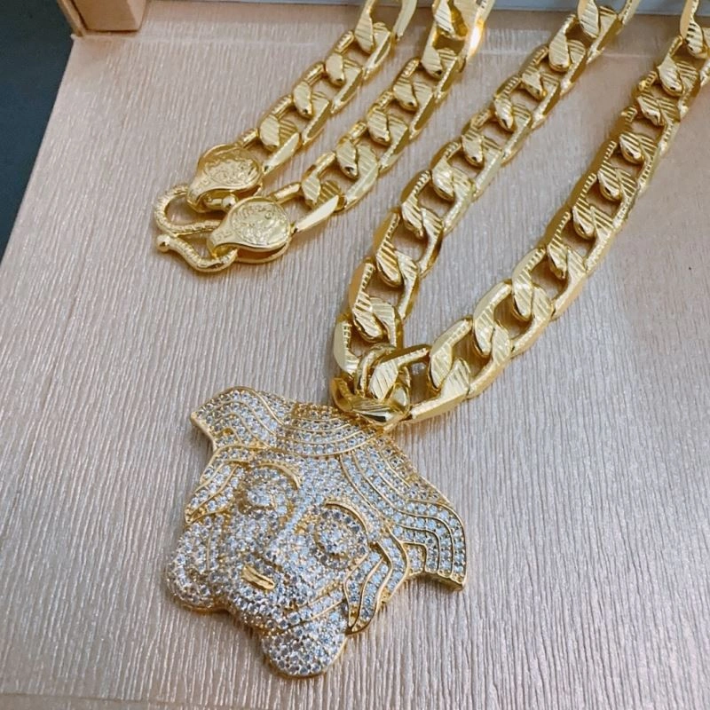 Versace Necklaces Sporty 211602