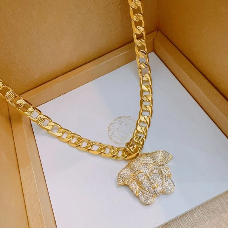 Versace Necklaces Sporty 211602