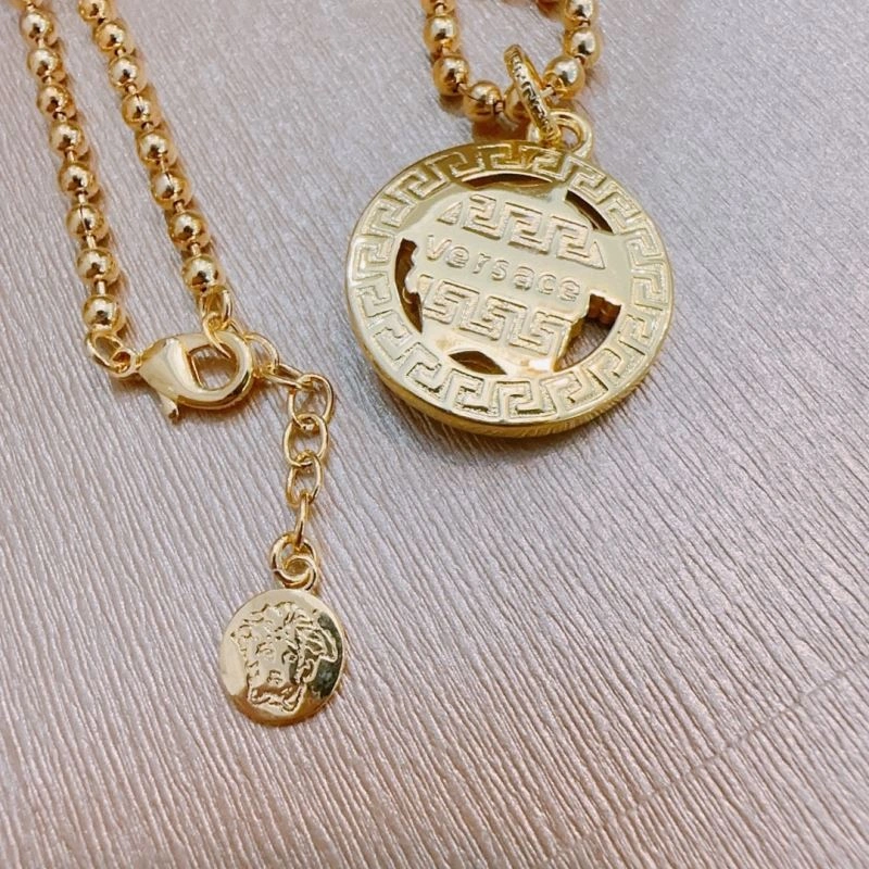 Versace Necklaces Chic 211596