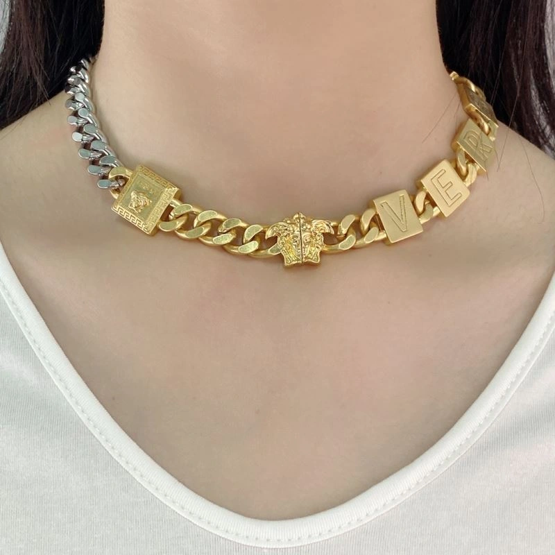 Versace Necklaces Practical 211011