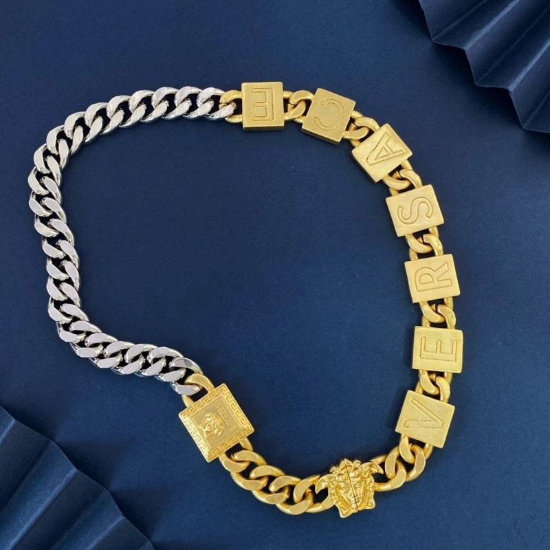 Versace Necklaces Practical 211011