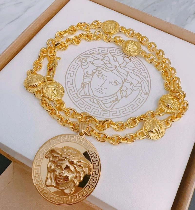 OnTrend Versace Necklaces 211008