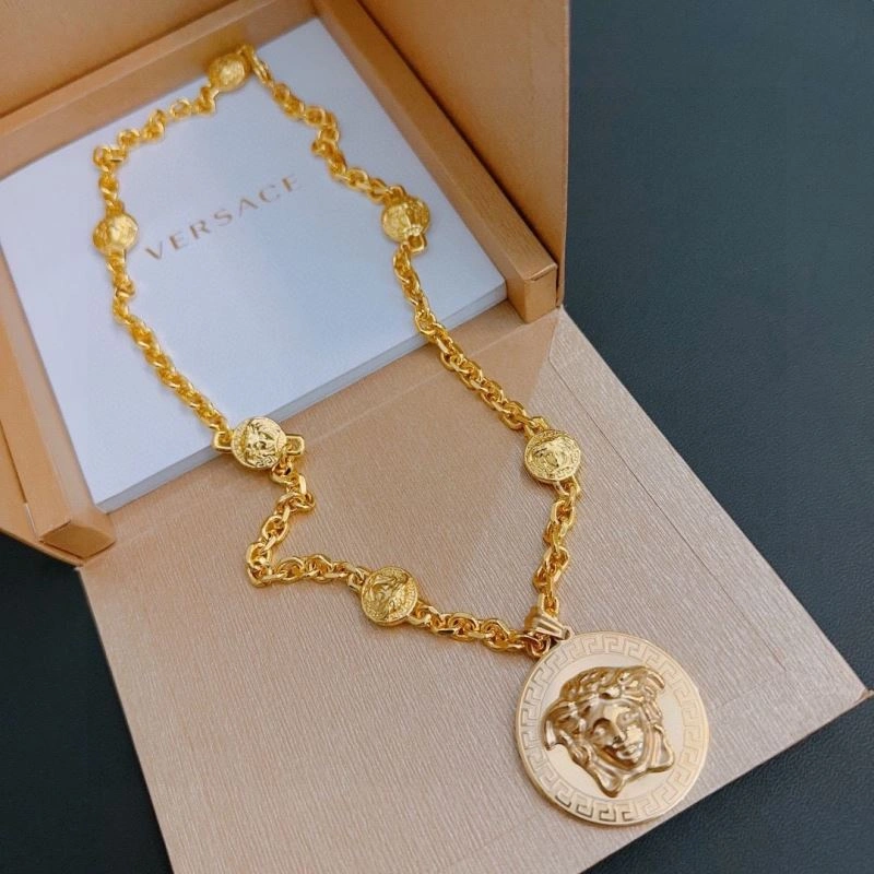 OnTrend Versace Necklaces 211008