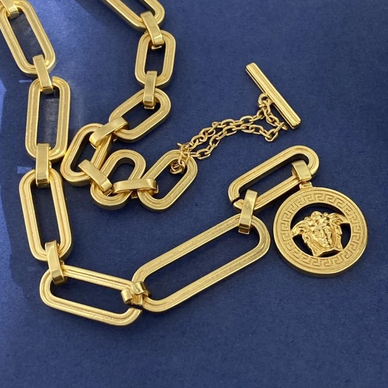 Versace Necklaces Resilient 211014