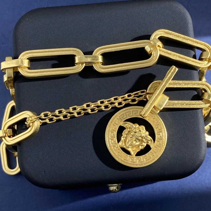Versace Necklaces Resilient 211014