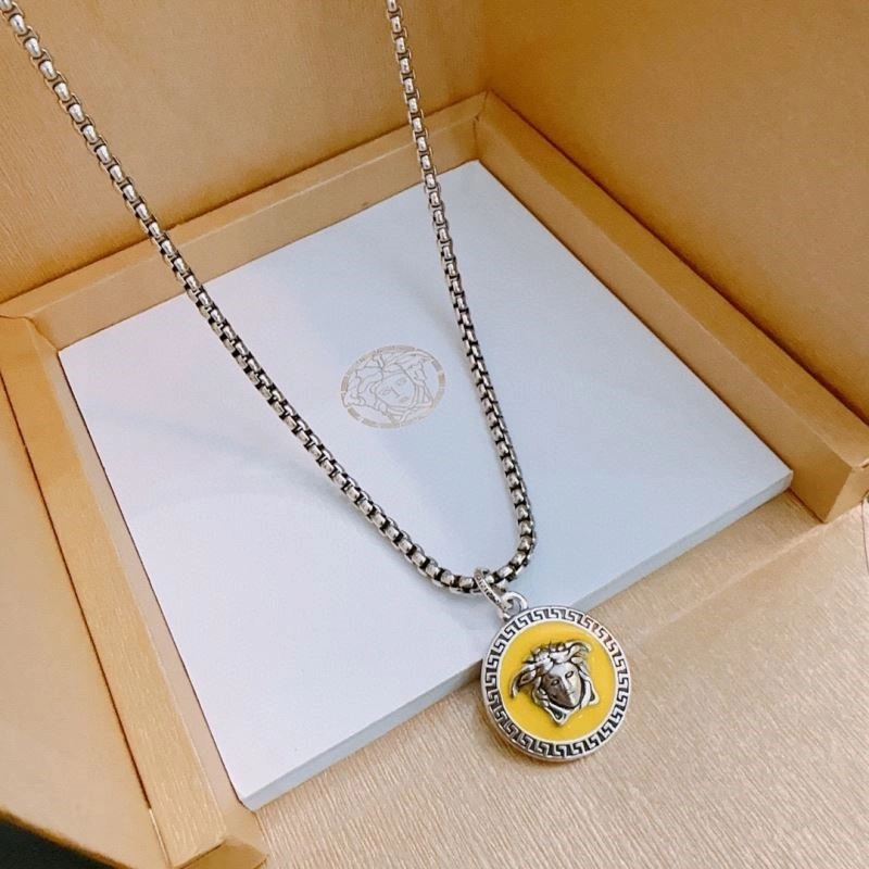 Premium Versace Necklaces 210299