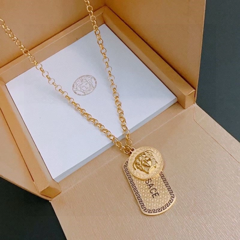 Timeless Versace Necklaces 210294