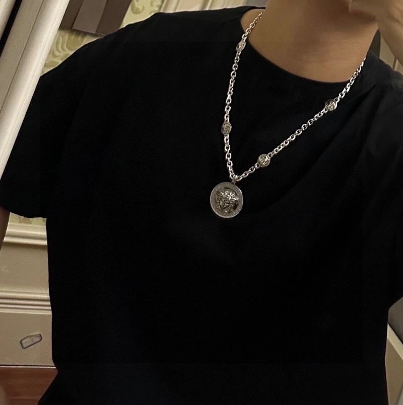 Versace Necklaces ModernLook 210290