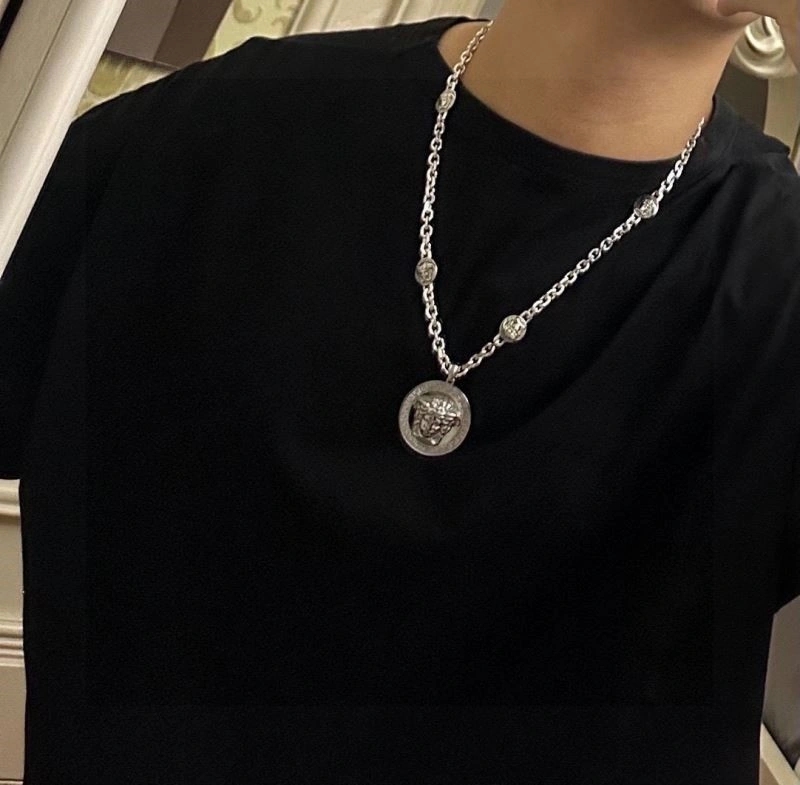 Versace Necklaces ModernLook 210290
