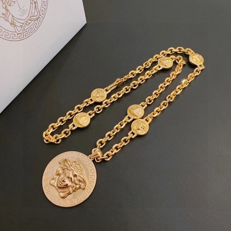 SmoothTexture Versace Necklaces 210287