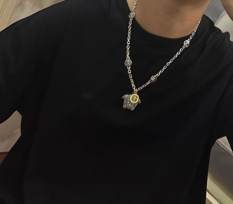 EasyMatch Versace Necklaces 209612