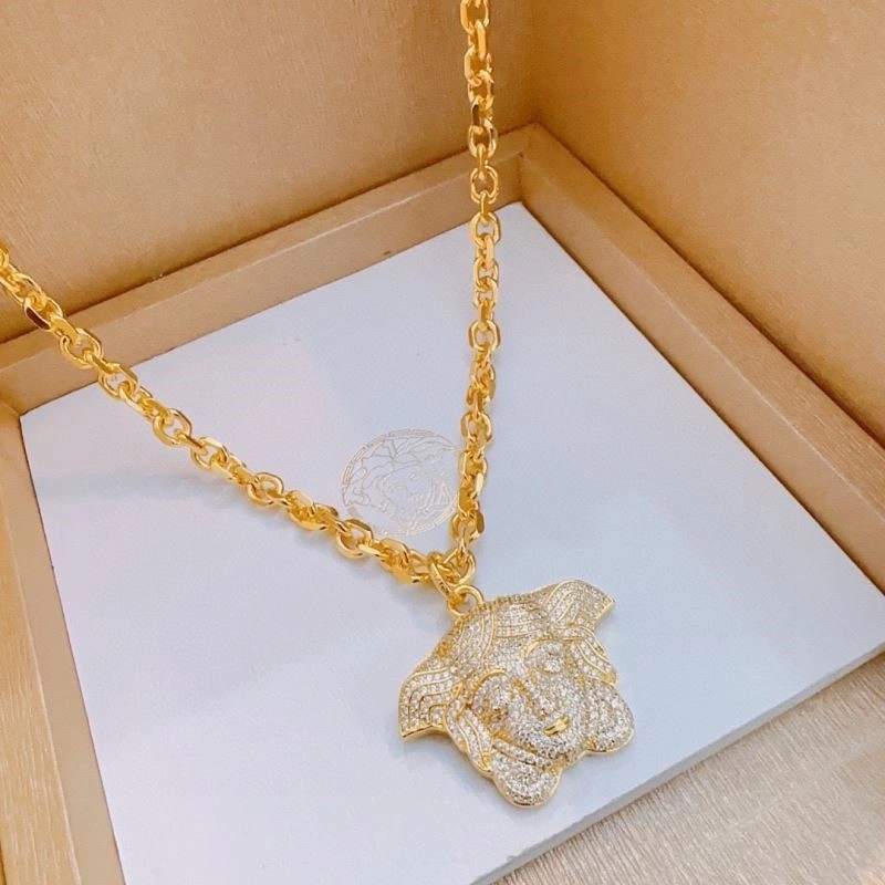 WrinkleFree Versace Necklaces 209607