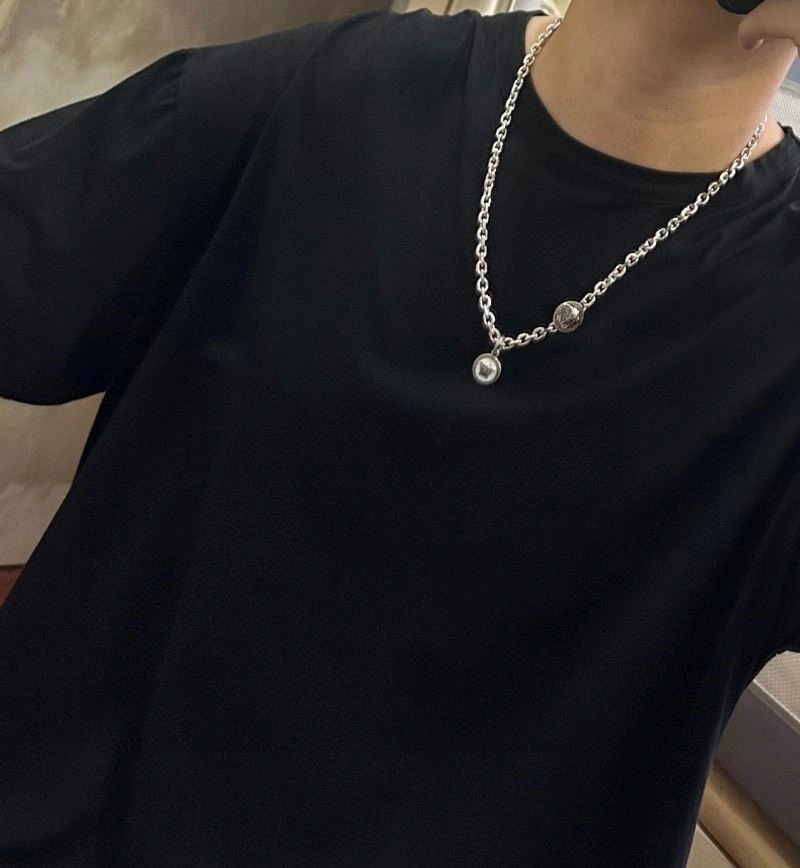 Sophisticated Versace Necklaces 209627