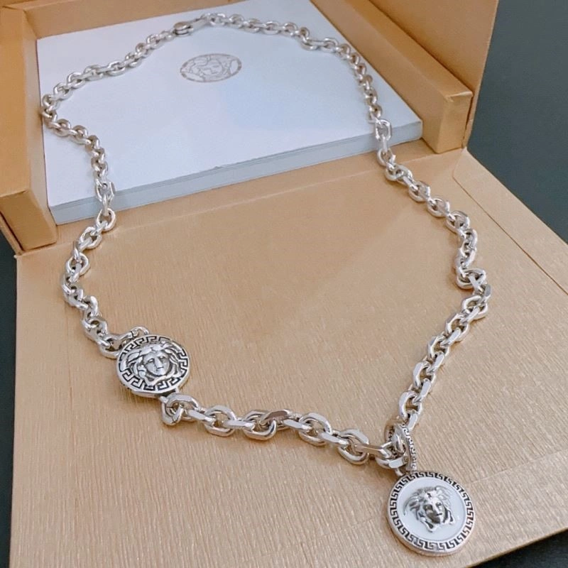 Sophisticated Versace Necklaces 209627
