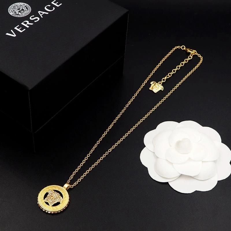 Versace Necklaces Seasonal 209624