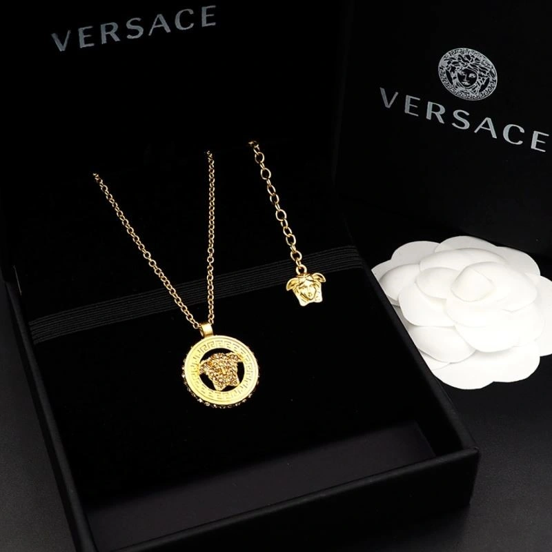 Versace Necklaces Seasonal 209624