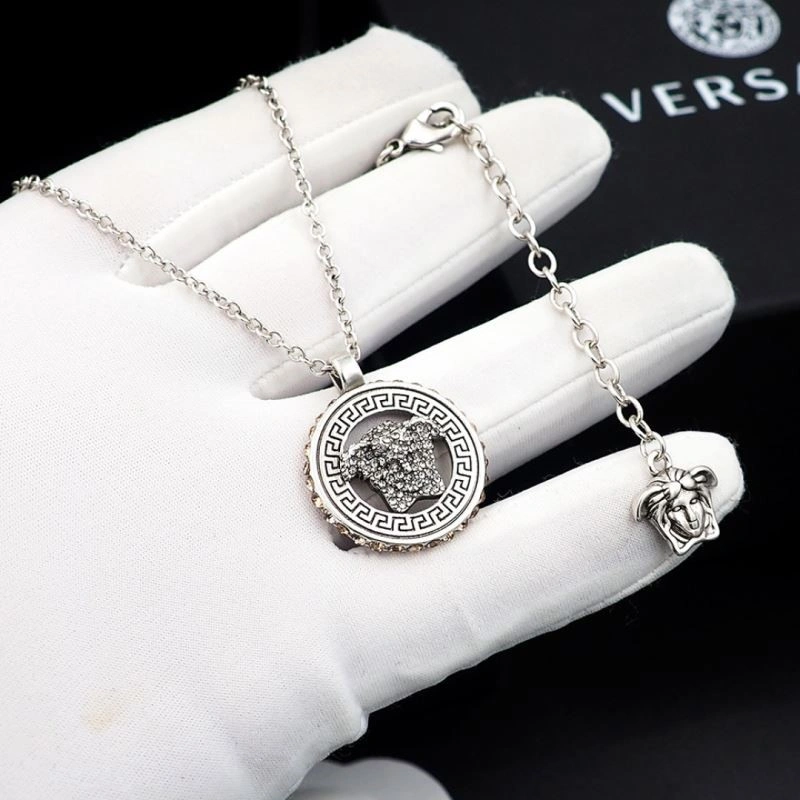 Tailored Versace Necklaces 209601