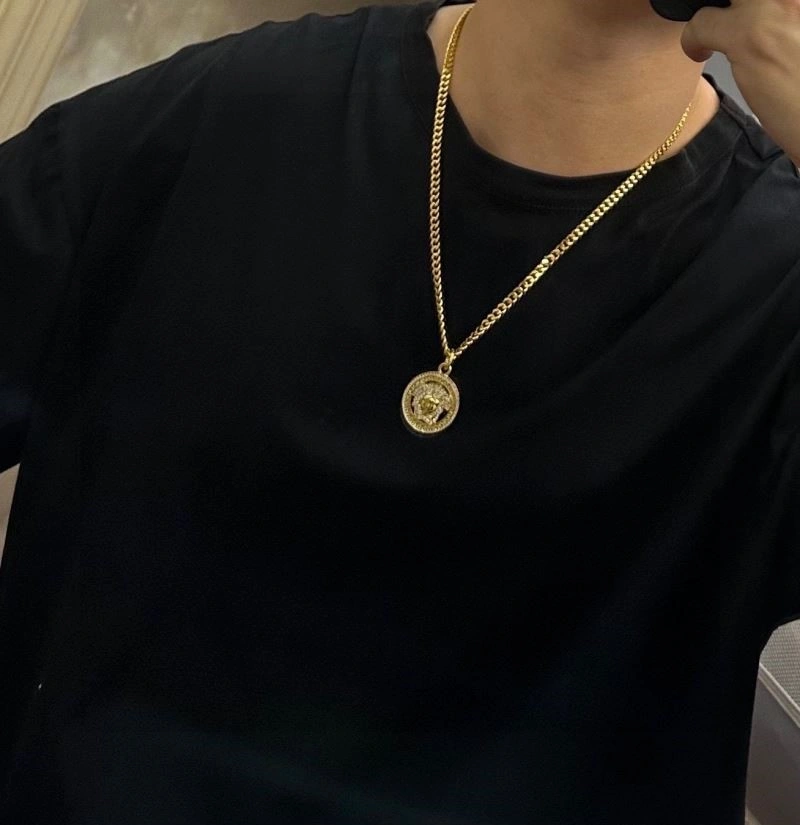 Fashionable Versace Necklaces 209005