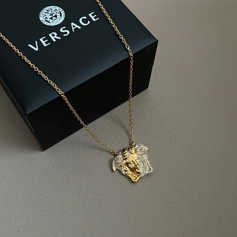 UrbanChic Versace Necklaces 209001