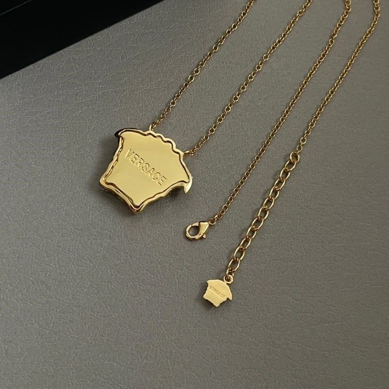 UrbanChic Versace Necklaces 209001