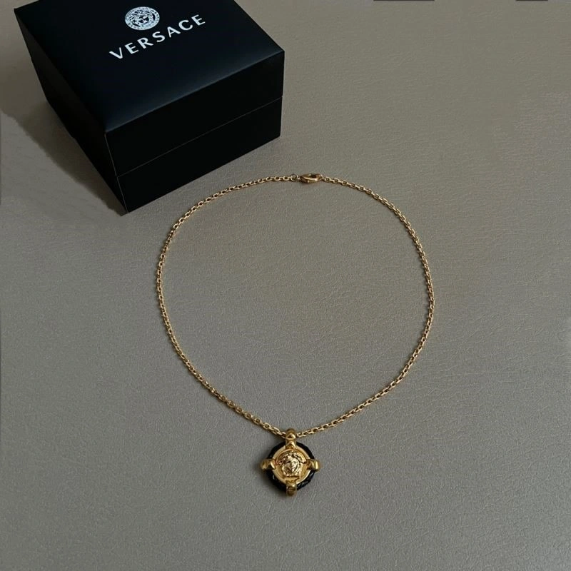 Neat Versace Necklaces 209000