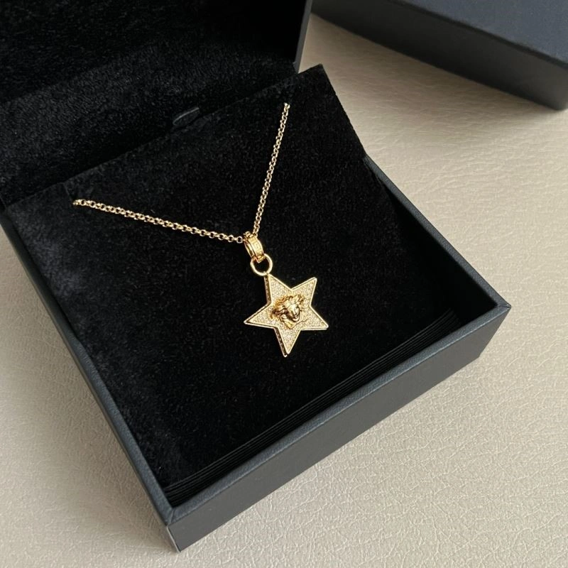 Versace Necklaces Modern 208998