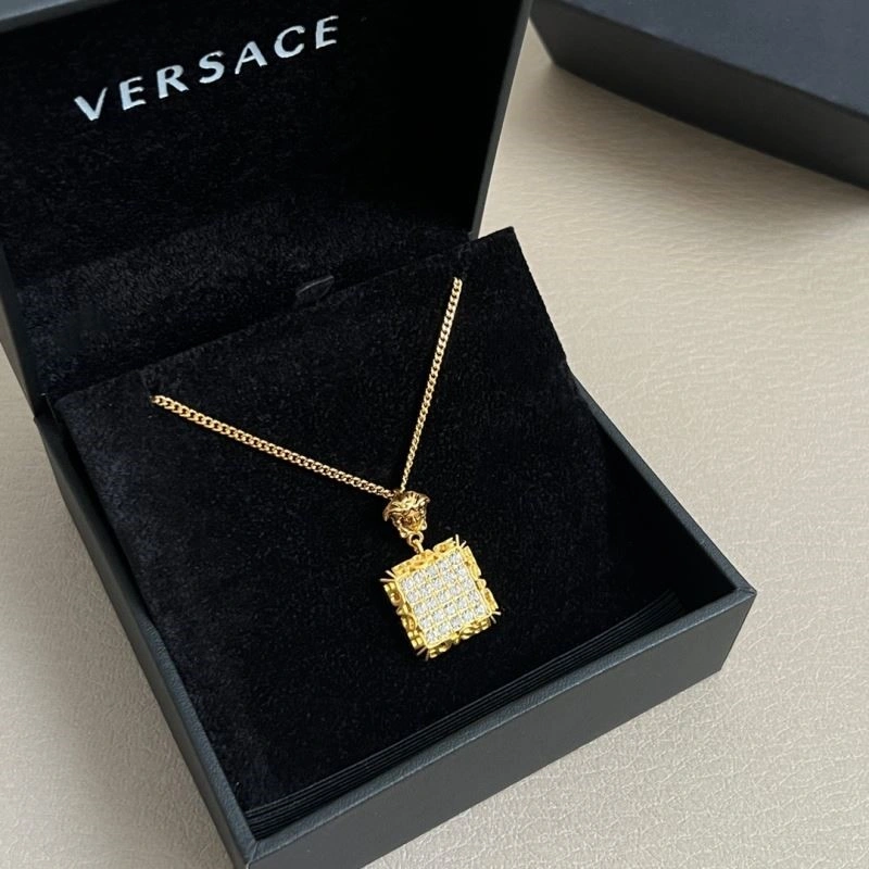 Versace Necklaces TimelessDesign 208992