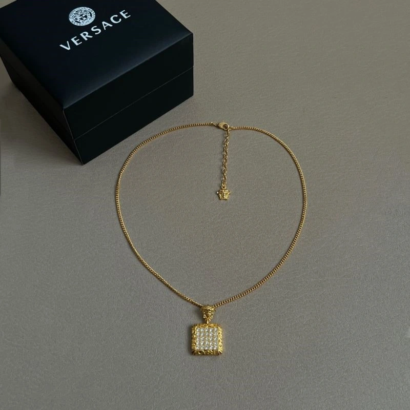 Versace Necklaces TimelessDesign 208992
