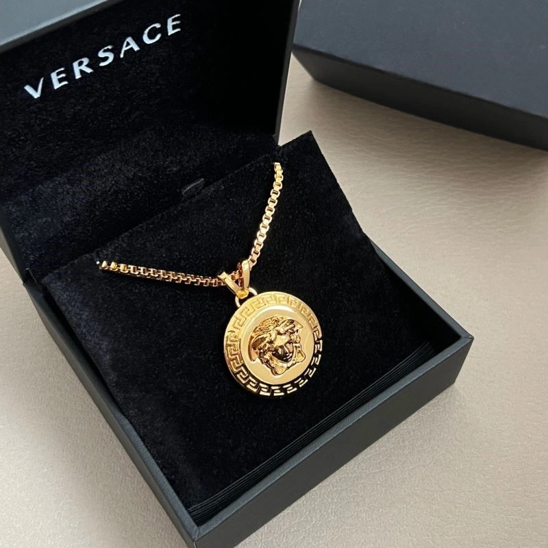 Cozy Versace Necklaces 208988