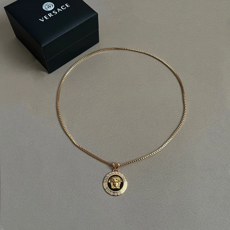 Supportive Versace Necklaces 208996