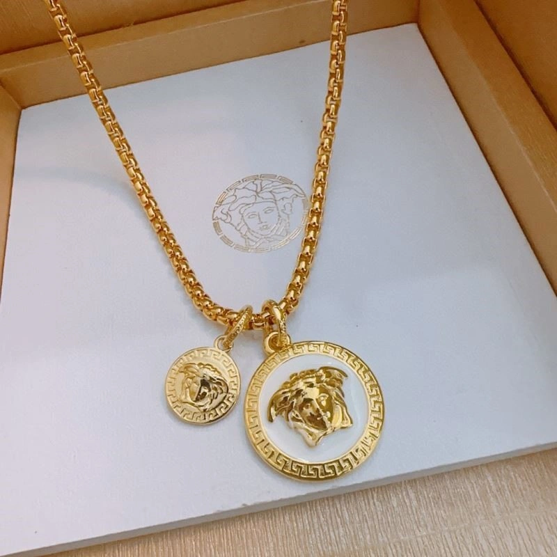 Versace Necklaces Minimalist 209023
