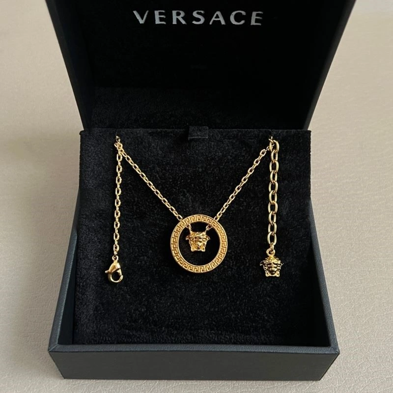 Vibrant Versace Necklaces 208984