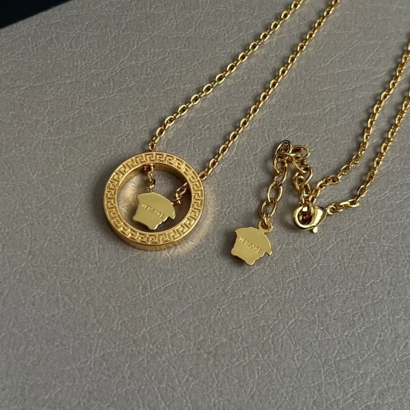 Vibrant Versace Necklaces 208984