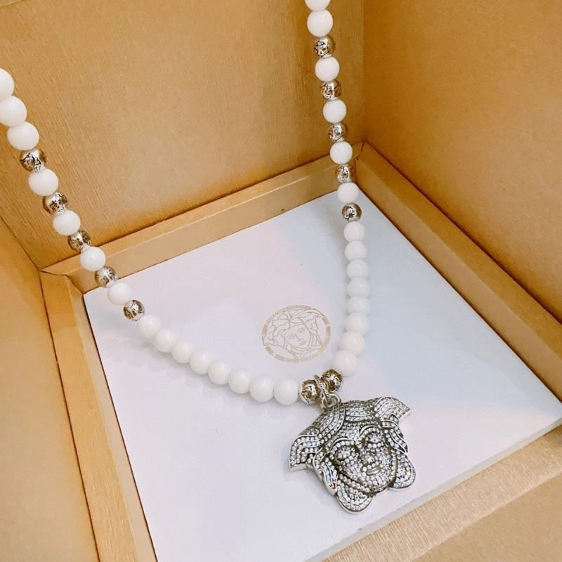 Versace Necklaces Packable 208371